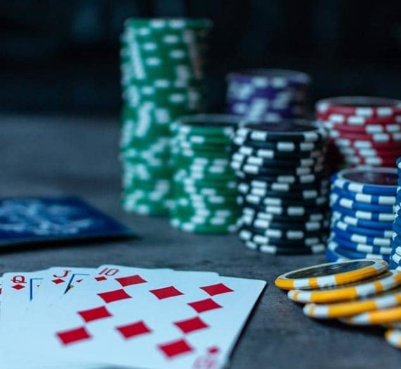 Win Big and Play with Idrpoker Online Poker